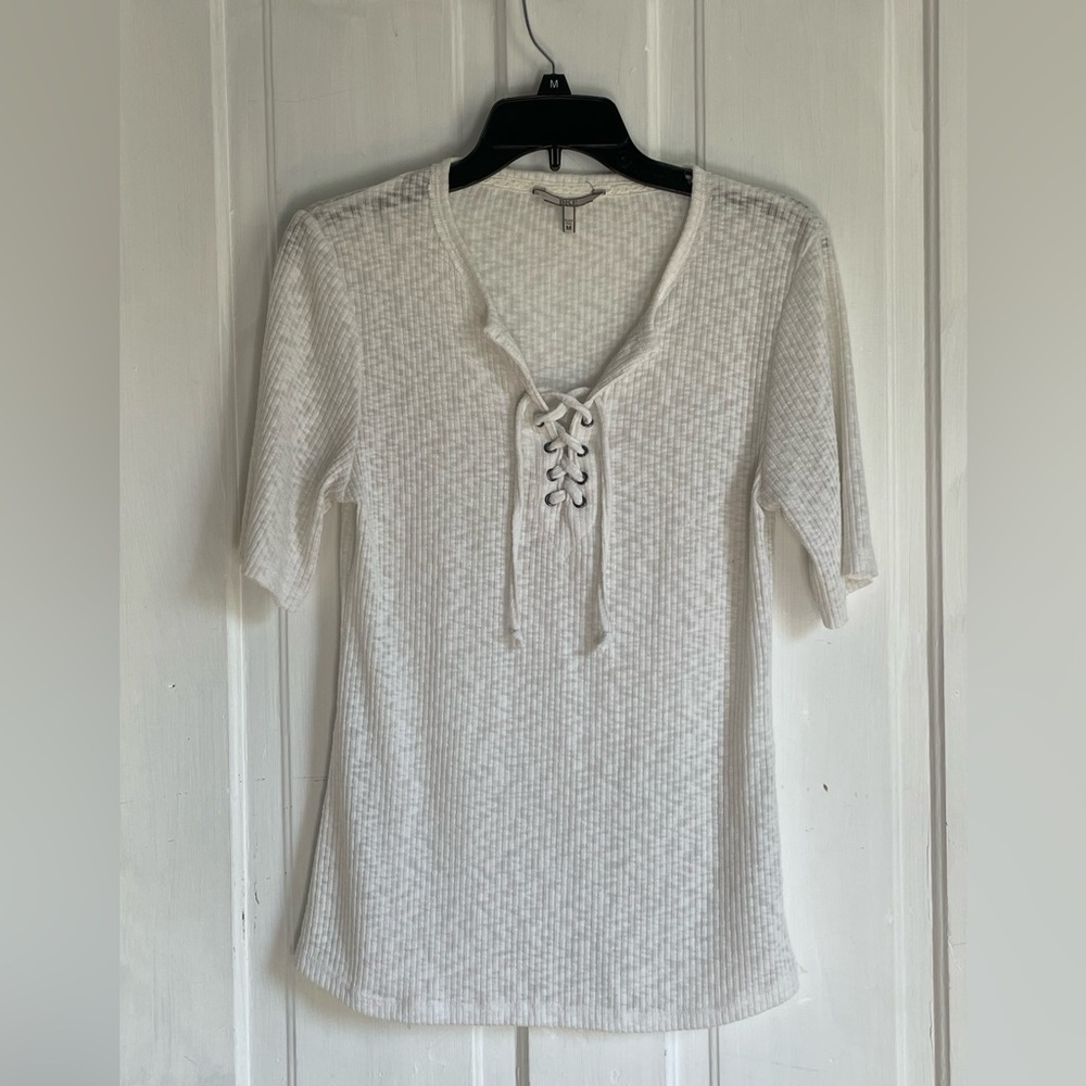 BKE buckle white lace front Y2K style top